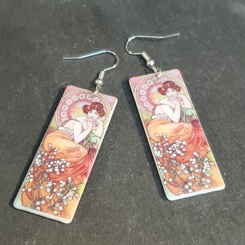 Art Nouveau Alfonse Mucha Painting Lucite Acrylic Rectangle Pendant Earrings - Picture 4 of 6